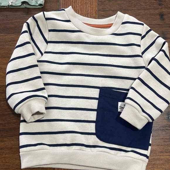 size 1 sweaters bundle - Picture 4 of 6